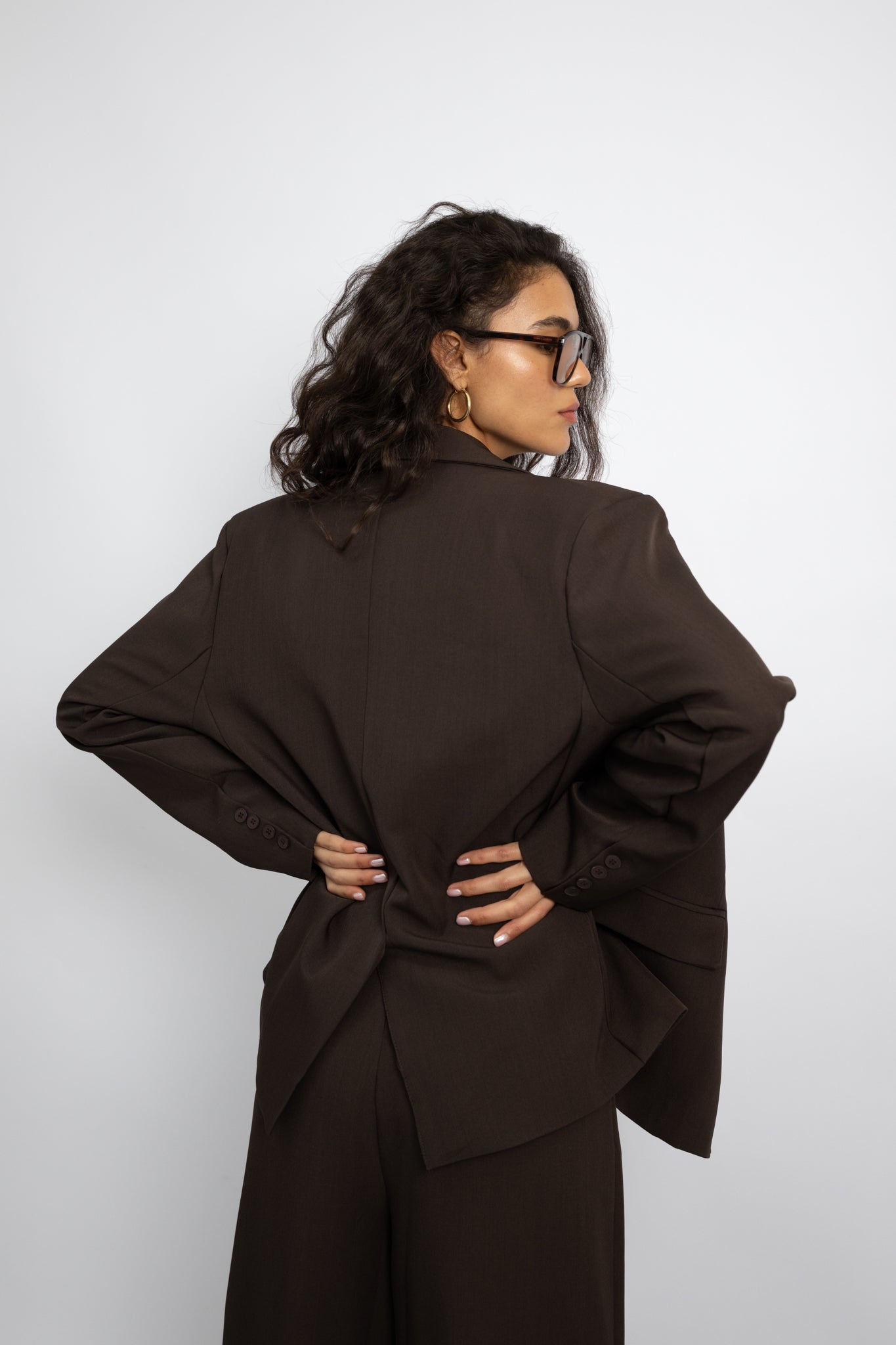 חליפת אוברסייז מושלמת- חום