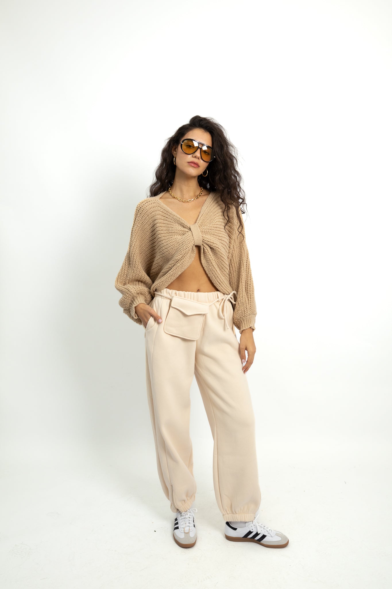 סוודר פפיון - בז