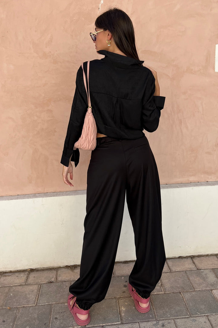 חולצת נועה - שחור