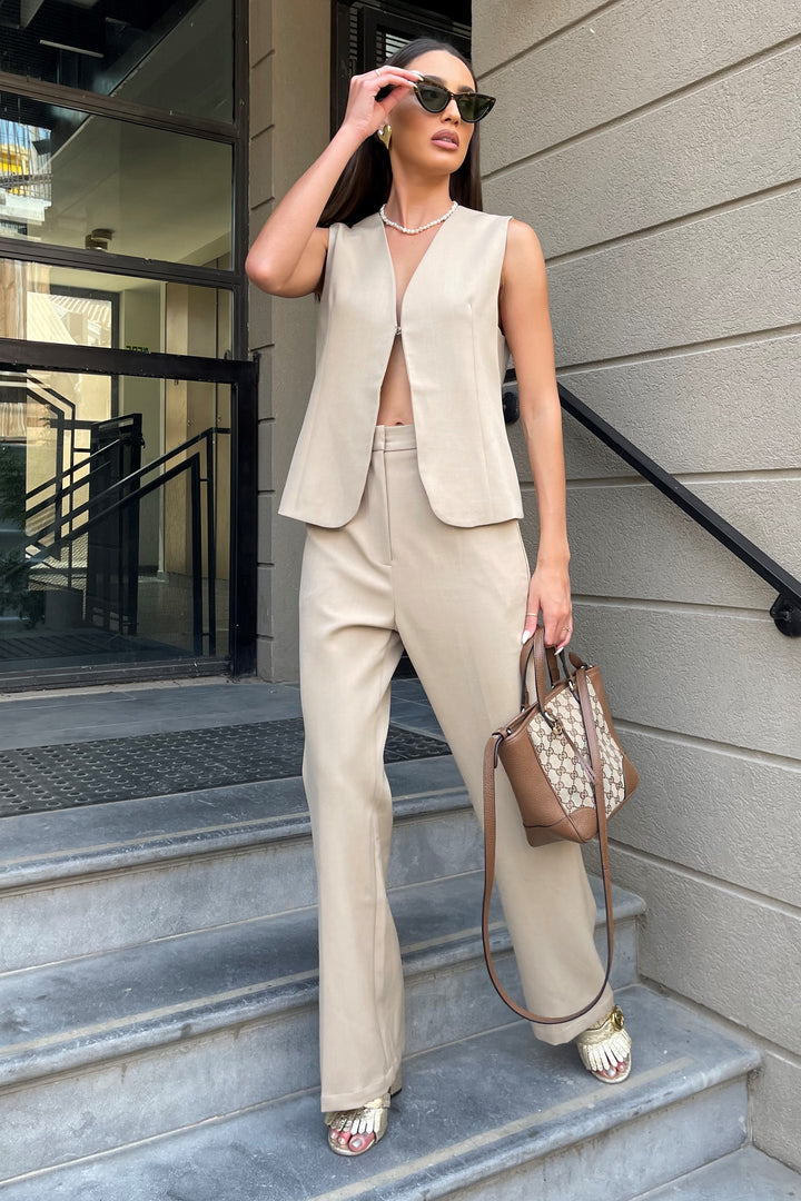 וסט גוהנה - בז