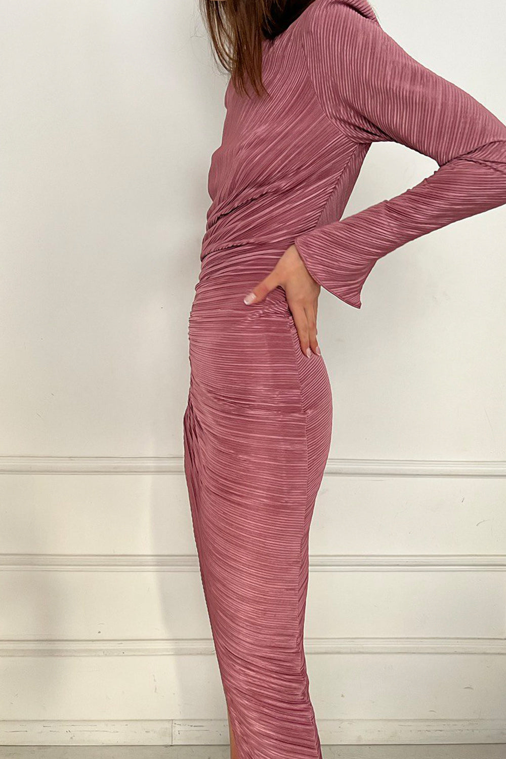 שמלת אמיליה מקסי -לבן/כסוף⁩