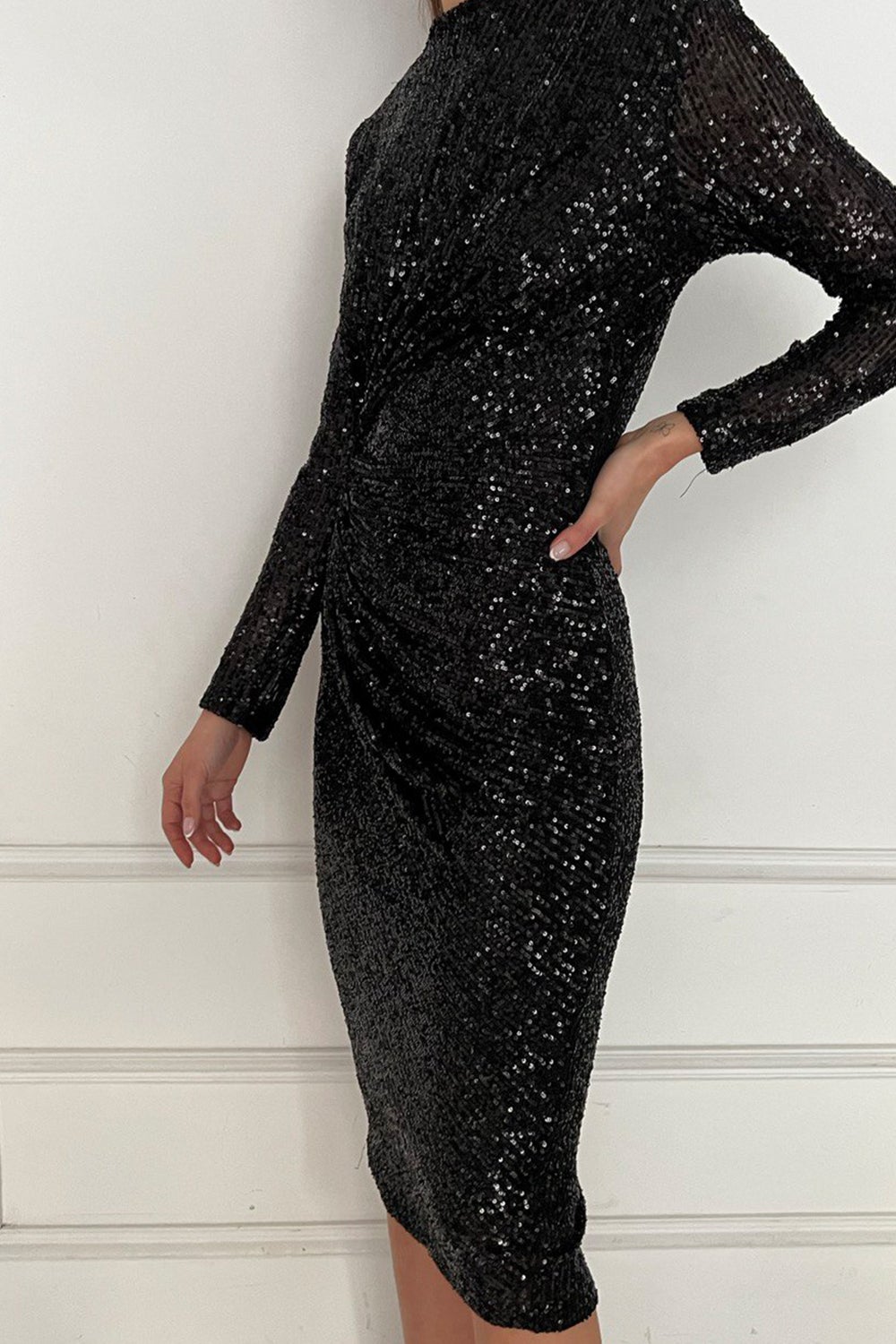 שמלת רייצל פאייטים מידי - שחורה