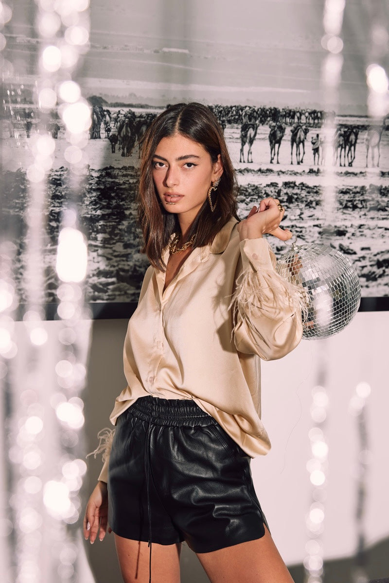 חולצה מכופתרת פאני סאטן